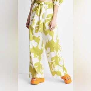 Future Collective Target Wide Leg Palazoo Floral Pants White Green Women's Small